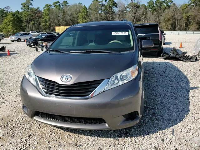 Toyota Sienna 2012