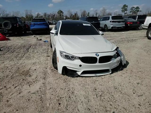 BMW M4 2015