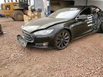 Tesla Model S 2015