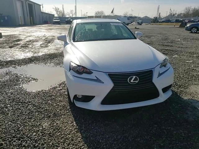 Lexus IS 2016