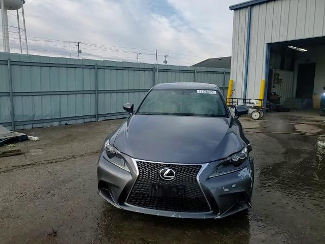 Lexus IS 2015