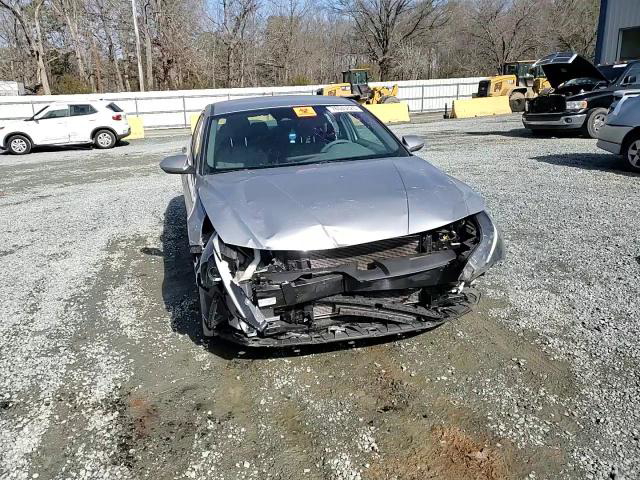 Hyundai Elantra 2021