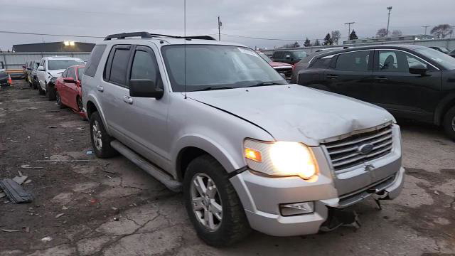 Ford Explorer 2010