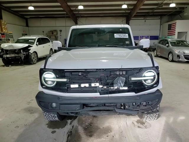 Ford Bronco 2021