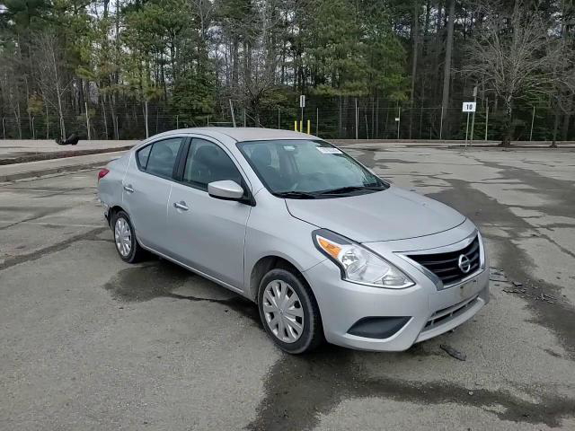 Nissan Versa 2017