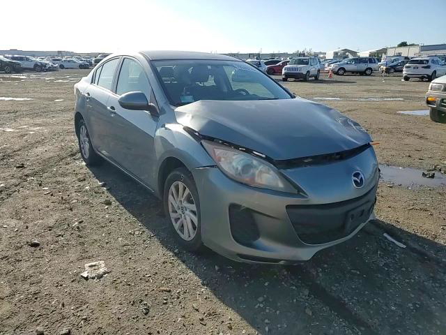 Mazda 3 2013