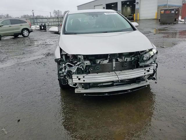 Toyota Prius 2021