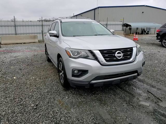 Nissan Pathfinder 2017