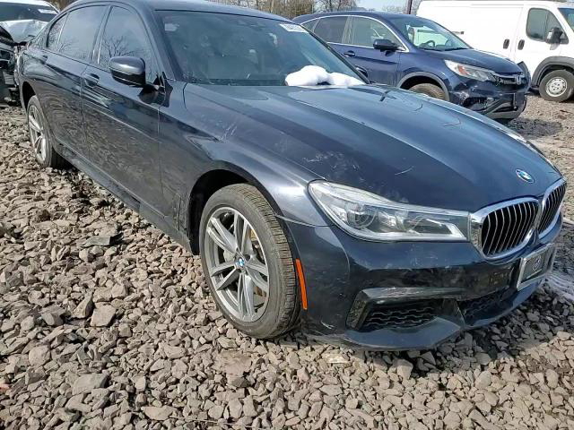 BMW Series 7 2019