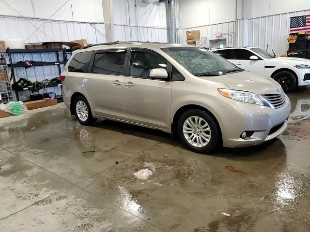 Toyota Sienna 2017