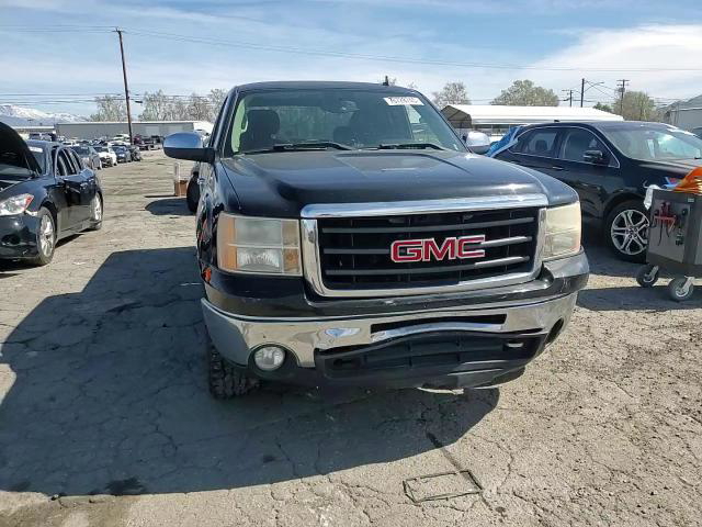 GMC Sierra 2011