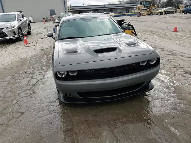 Dodge Challenger 2019