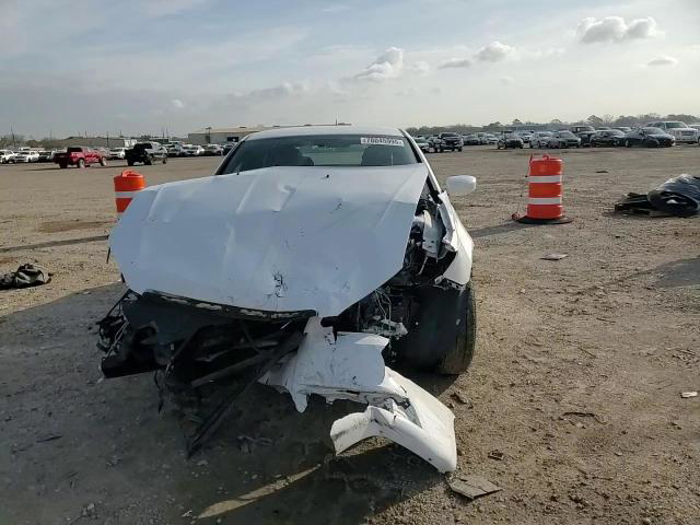 Chrysler 200 2012