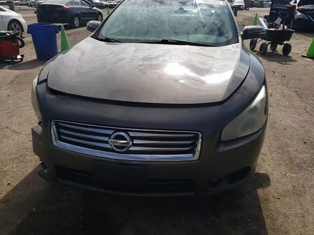 Nissan Maxima 2012