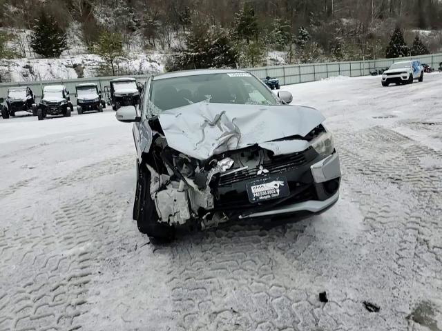 Mitsubishi Outlander 2016