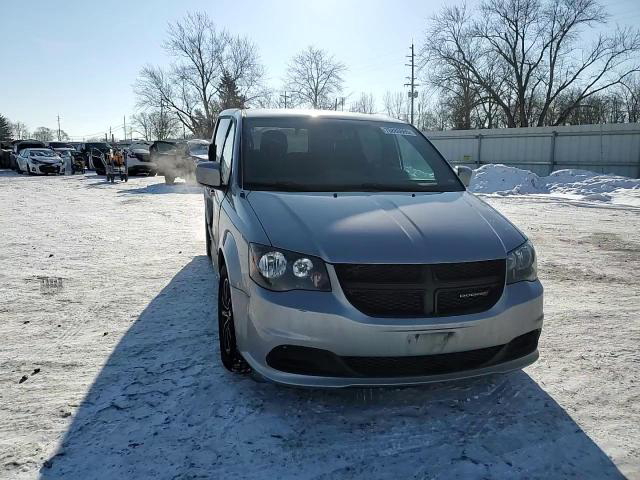 Dodge Caravan 2016