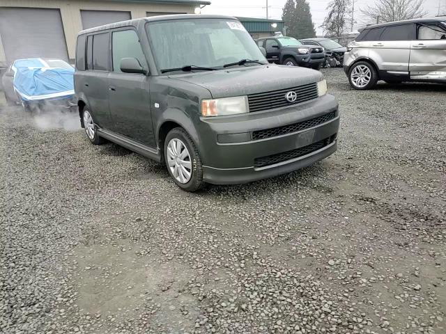 Scion xB 2005