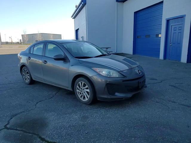 Mazda 3 2012