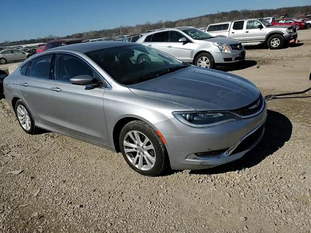 Chrysler 200 2015