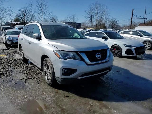 Nissan Pathfinder 2017