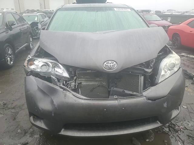 Toyota Sienna 2017