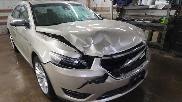 Ford Taurus 2017
