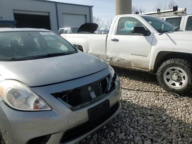 Nissan Versa 2012