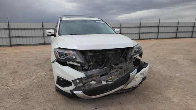 Nissan Pathfinder 2018