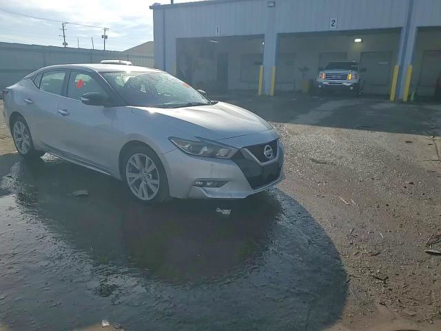 Nissan Maxima 2018