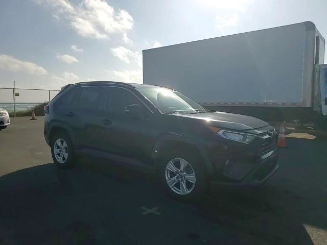 Toyota RAV 4 2021