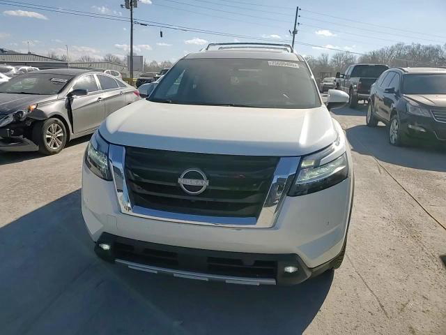 Nissan Pathfinder 2023