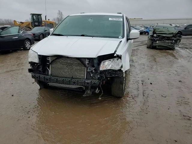 Dodge Caravan 2017