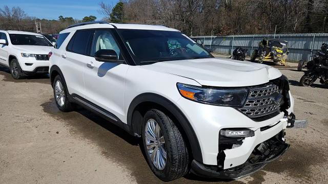 Ford Explorer 2023