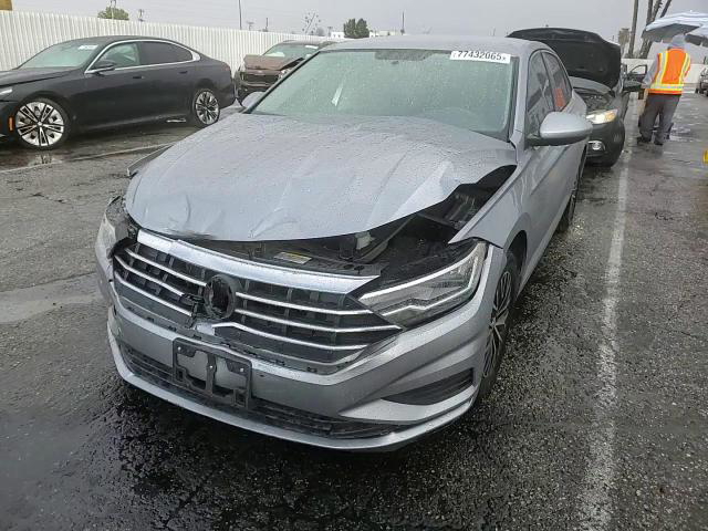 Volkswagen Jetta 2021