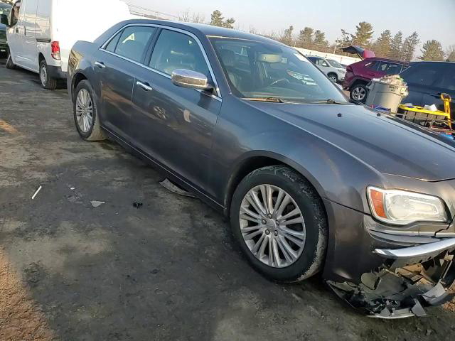 Chrysler 300 2013