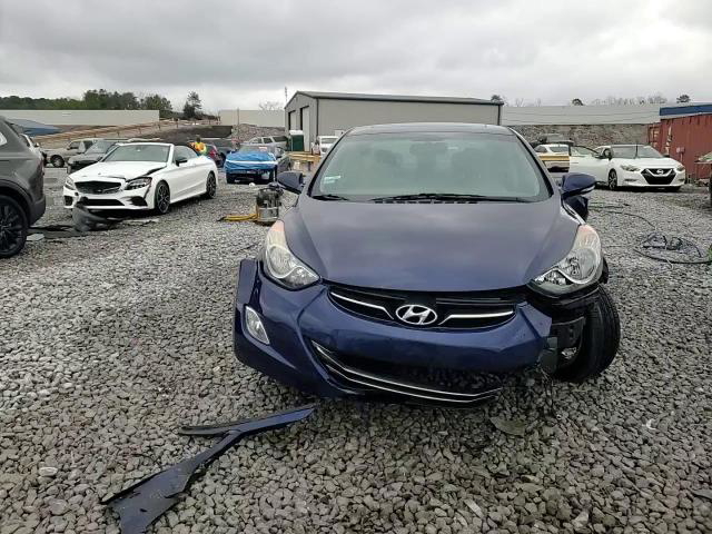 Hyundai Elantra 2013