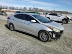 Hyundai Elantra 2016