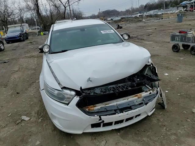 Ford Taurus 2014