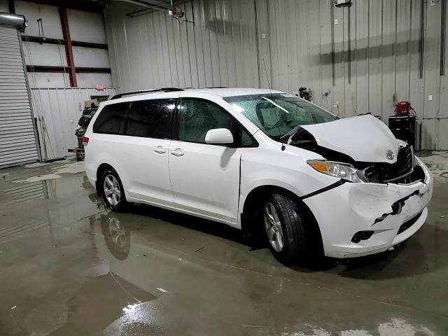 Toyota Sienna 2014