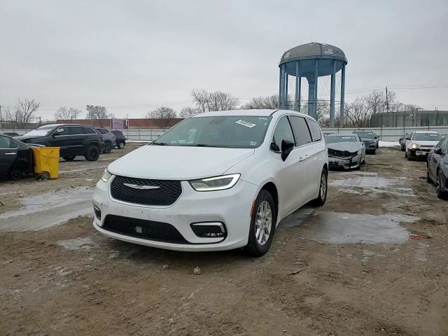 Chrysler Pacifica 2024