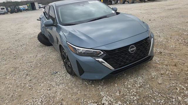 Nissan Sentra 2024