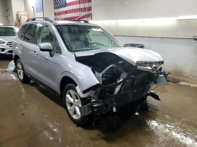 Subaru Forester 2015
