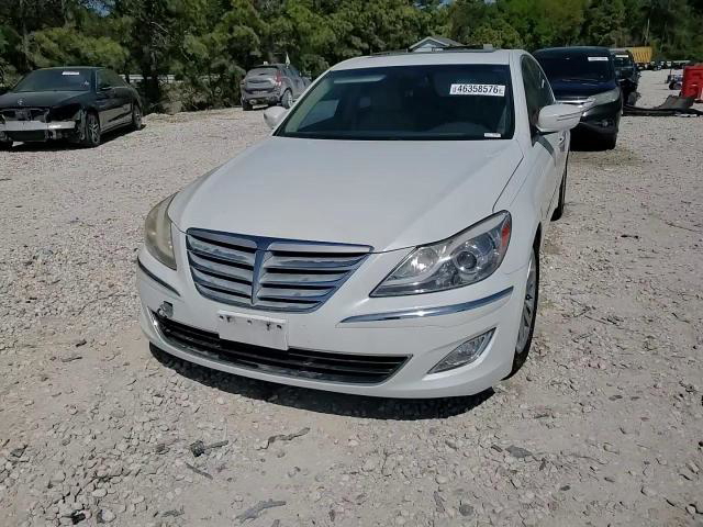 Hyundai Genesis 2013
