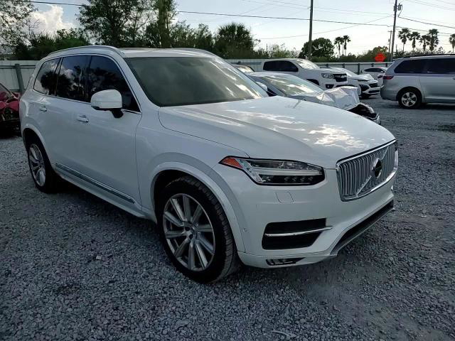 Volvo XC90 2017