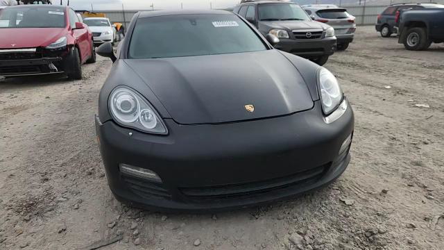 Porsche Panamera 2012
