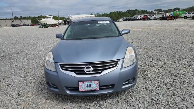 Nissan Altima 2012
