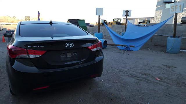 Elantra 2013