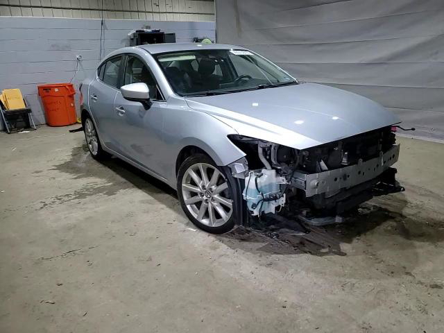 Mazda 3 2017
