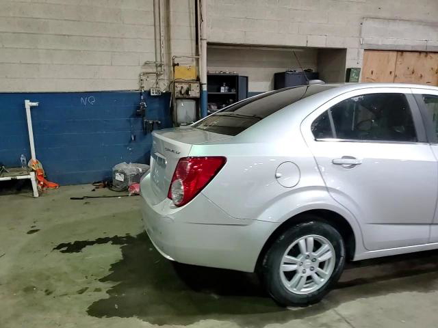 Chevrolet Sonic 2015