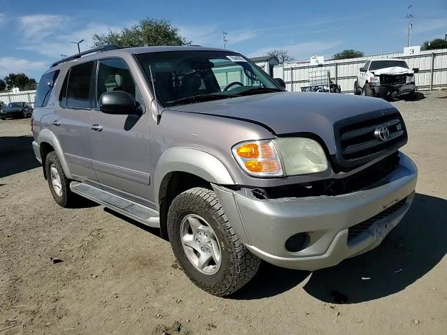 Toyota Sequoia 2002